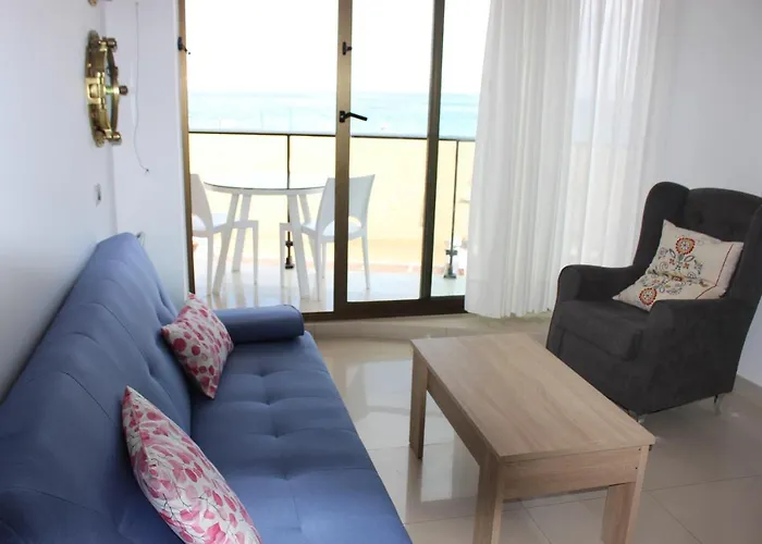 Lord Nelson Canteras 1 아파트 *